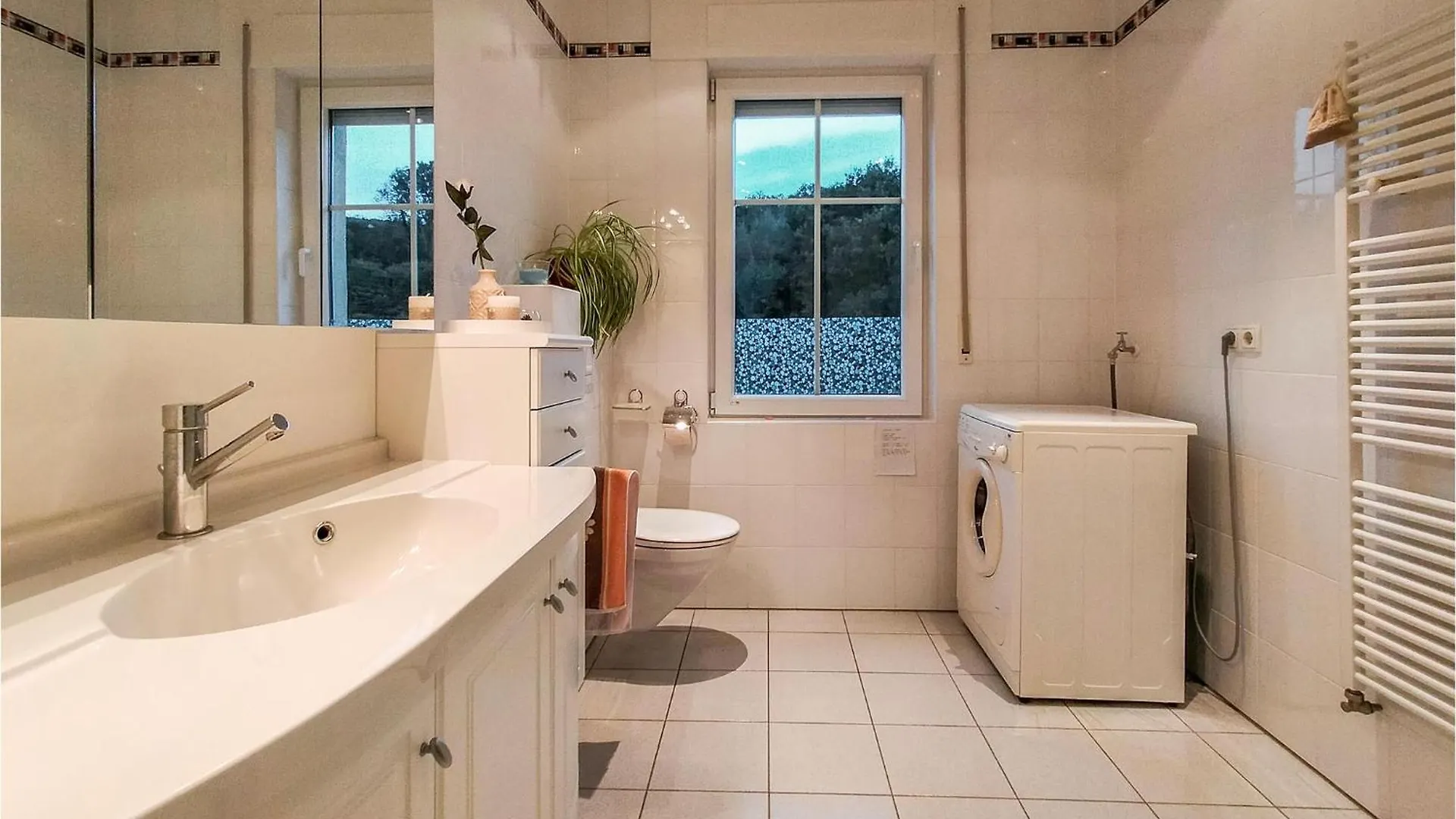 2 Bedroom Awesome Apartment In Winseler