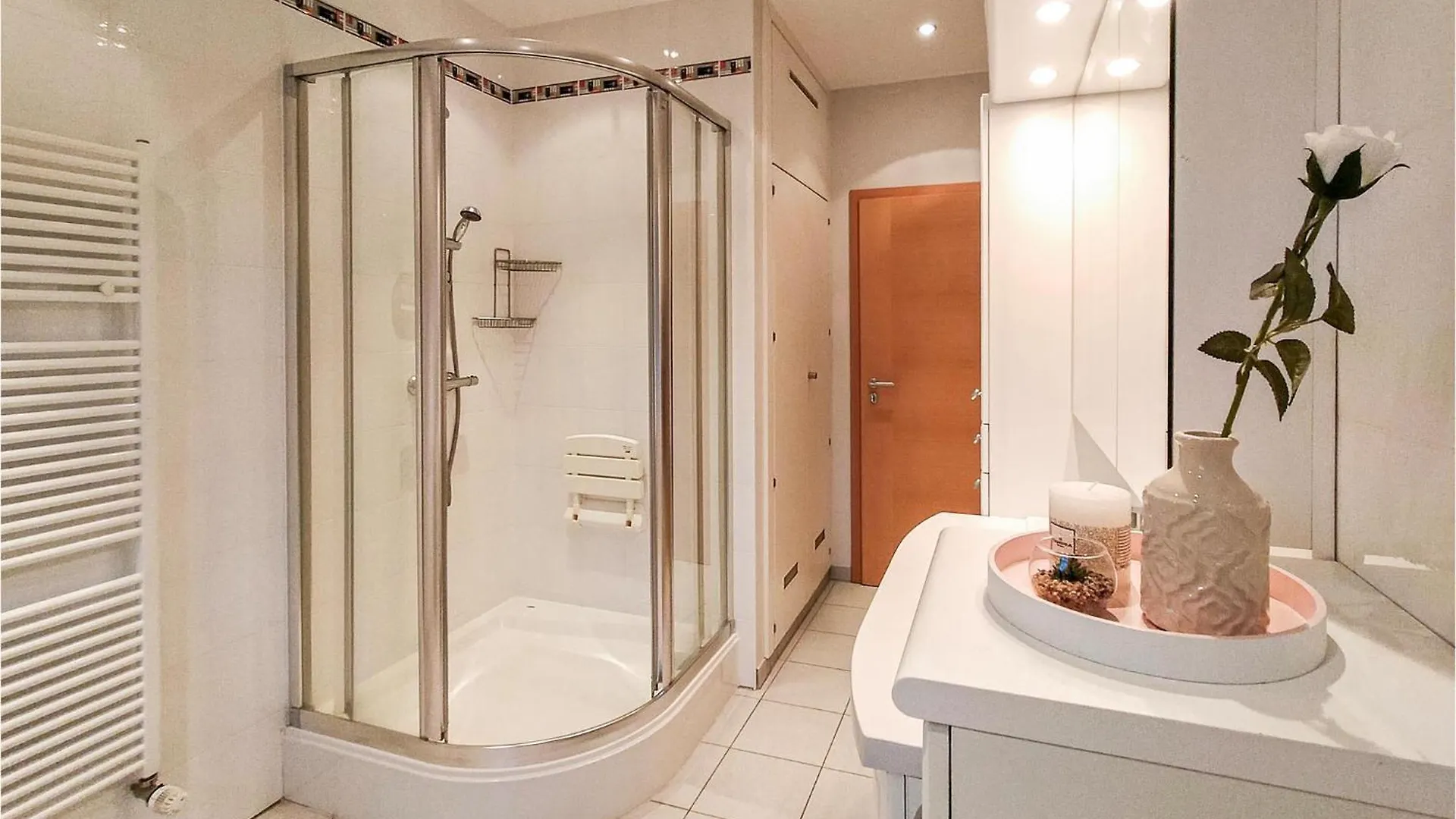 2 Bedroom Awesome Apartment In Winseler