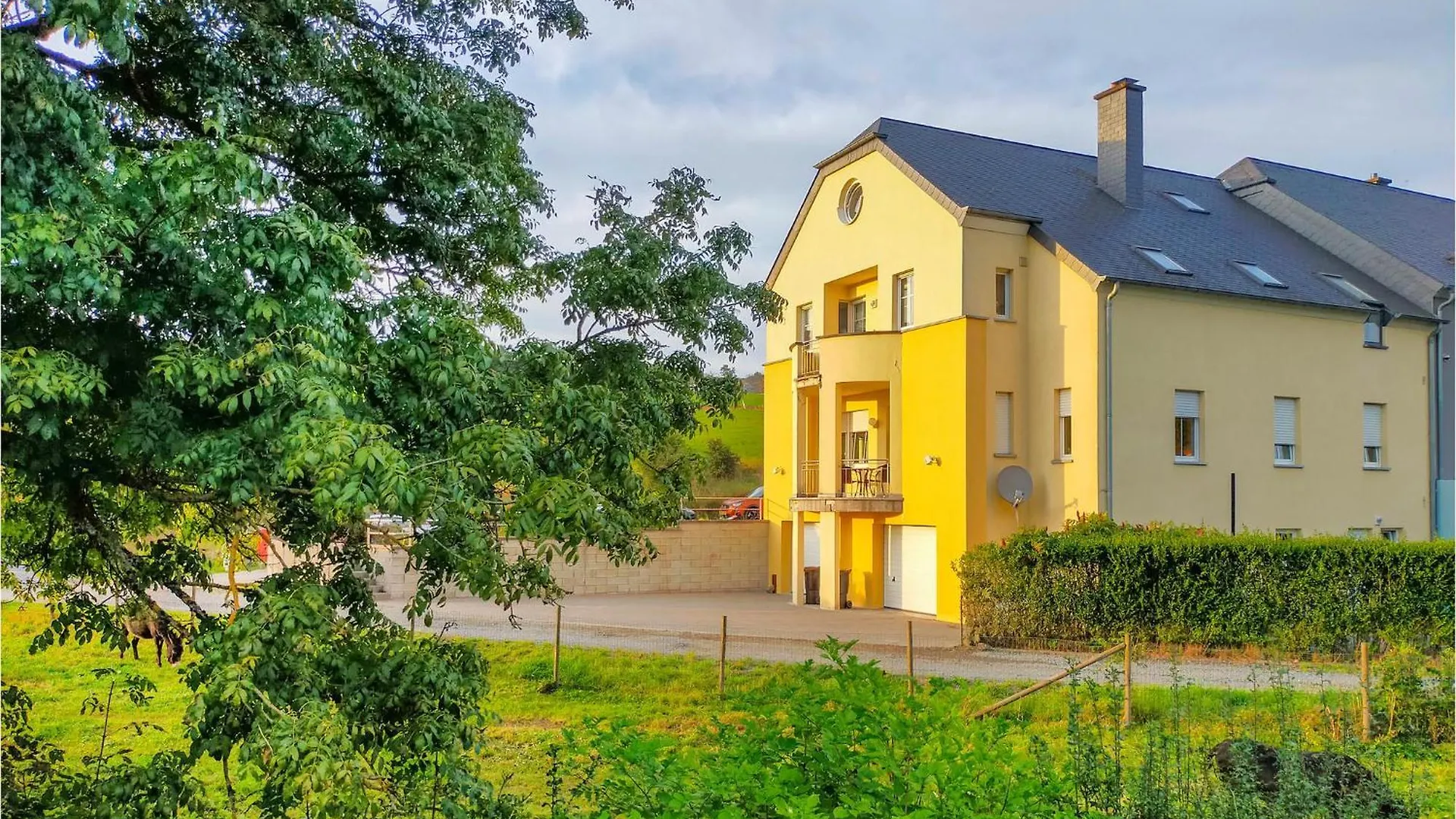 2 Bedroom Awesome Apartment In Winseler